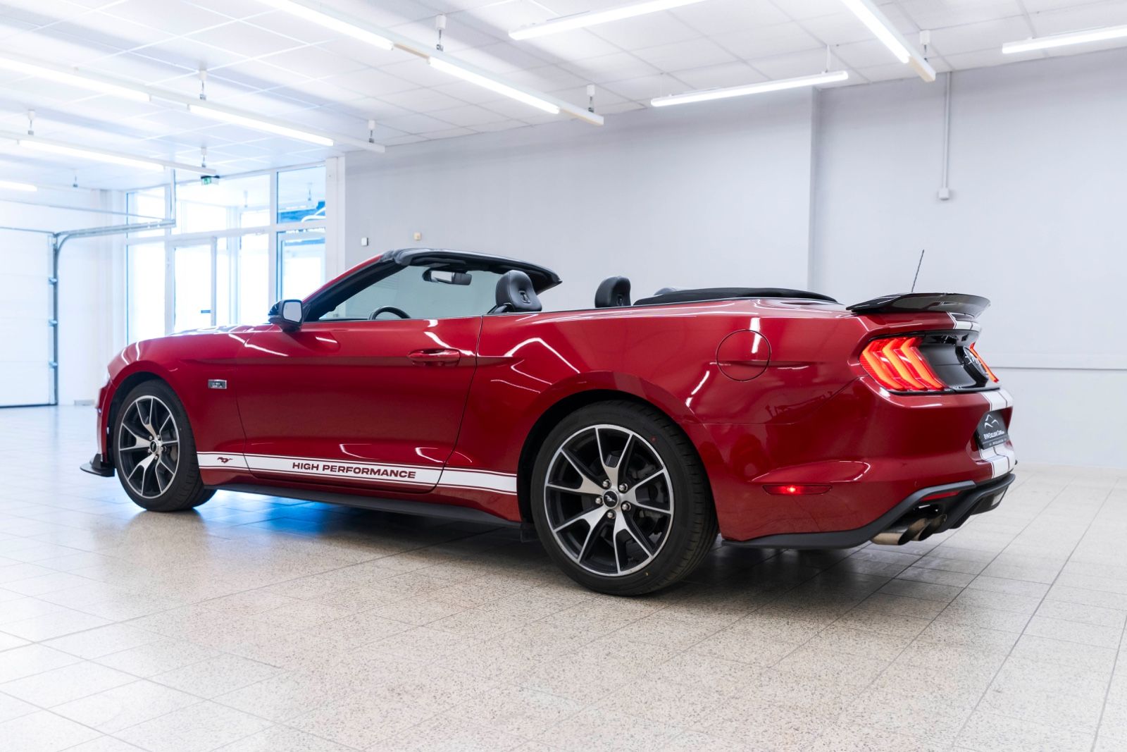 Fahrzeugabbildung Ford Mustang 2.3 HIGH PERFORMANCE ACC KAM TOTW LEDER