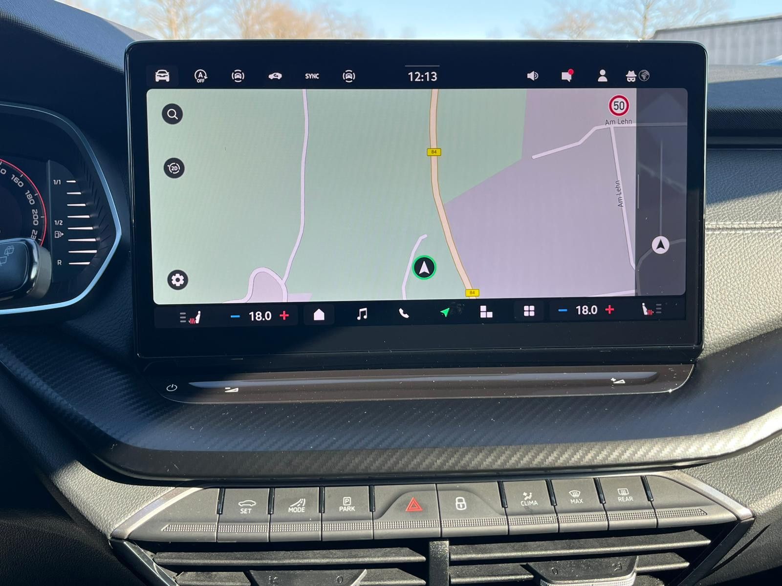 Fahrzeugabbildung SKODA Octavia 1.5 DSG Sportline PANO*MATRIX*AHK*5J.GAR