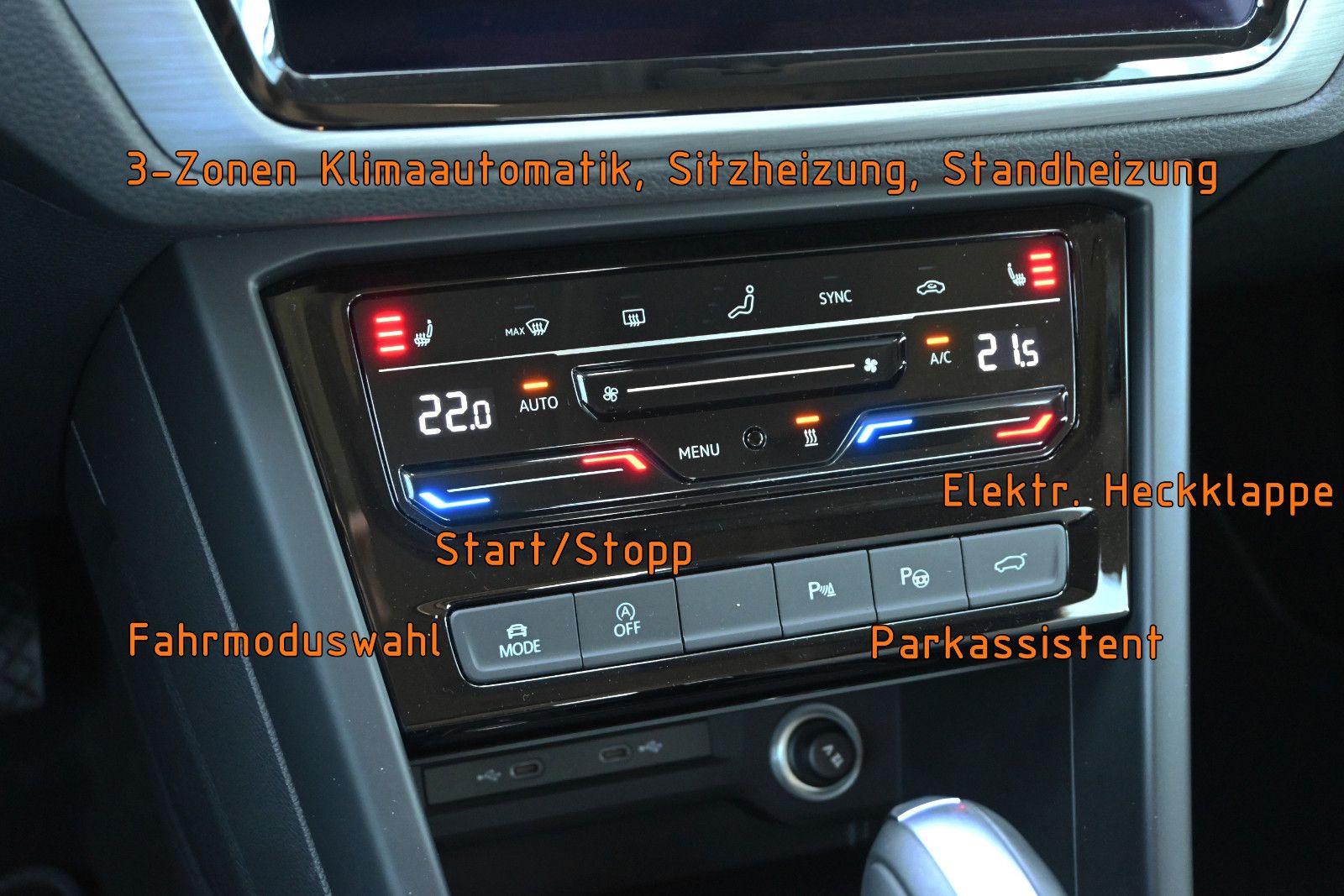 Fahrzeugabbildung Volkswagen Touran 2.0 TDI DSG °ACC°AHK°DYNAUDIO°7-SI°STHZ°