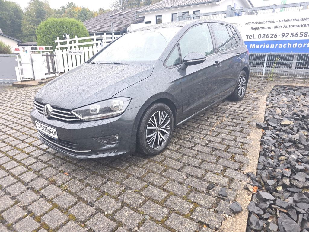 Image of Volkswagen Golf Sportsvan