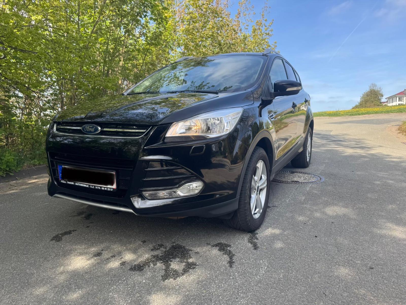 Ford Kuga *EcoBoost* Nichtraucher*