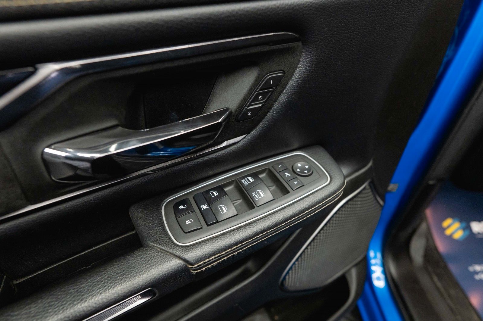 Fahrzeugabbildung Dodge RAM 5.7 V8 HEMI 4x4 NIGHT GT SPORT Night-Paket