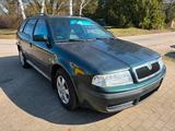 Skoda Oktavia 2.0 Automatik 166.000 km All... - Skoda Octavia aus 2002: Kombi