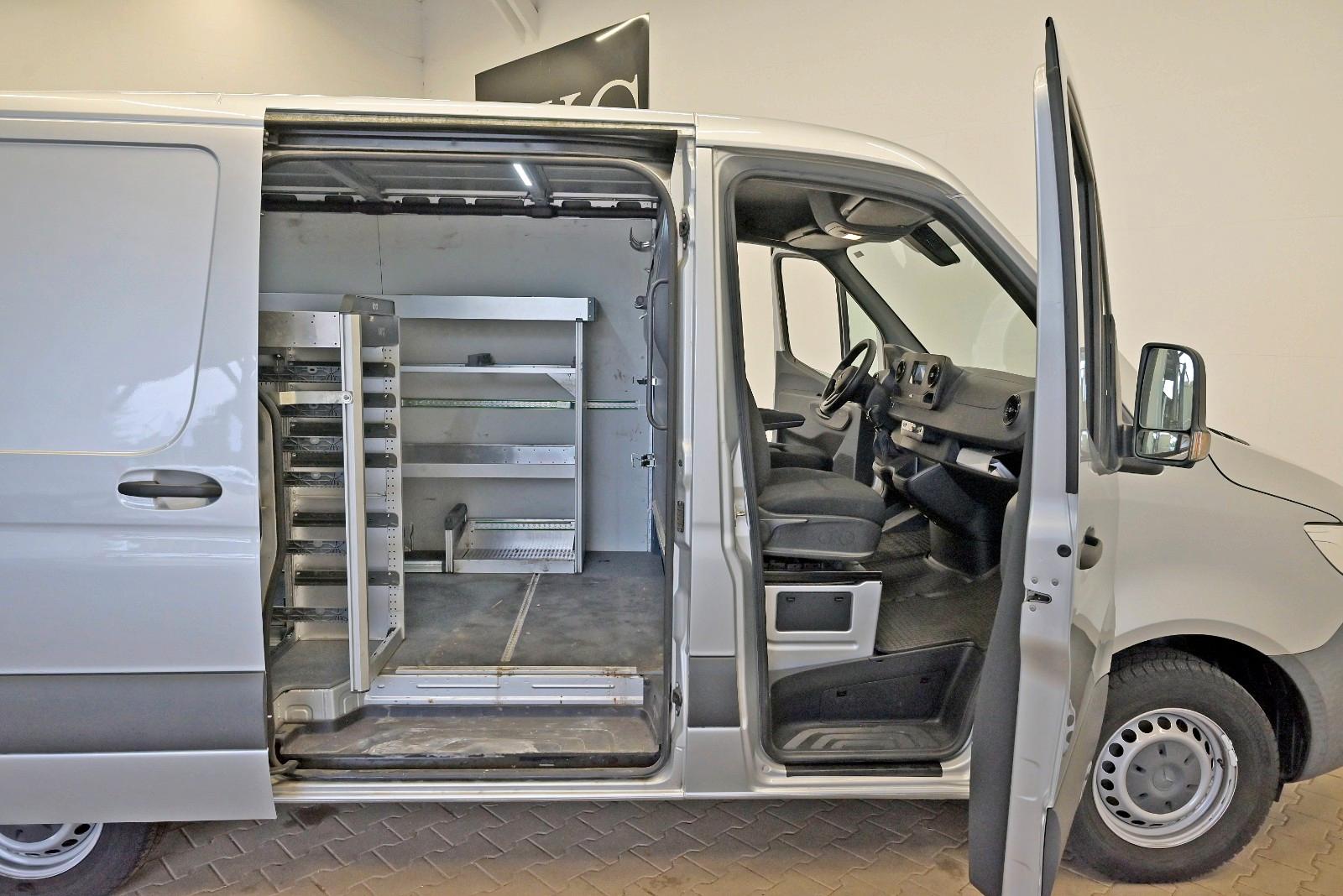 Mercedes-Benz Sprinter 311 CDI Kasten Klima Regalsystem BOTT, миниатюра 4