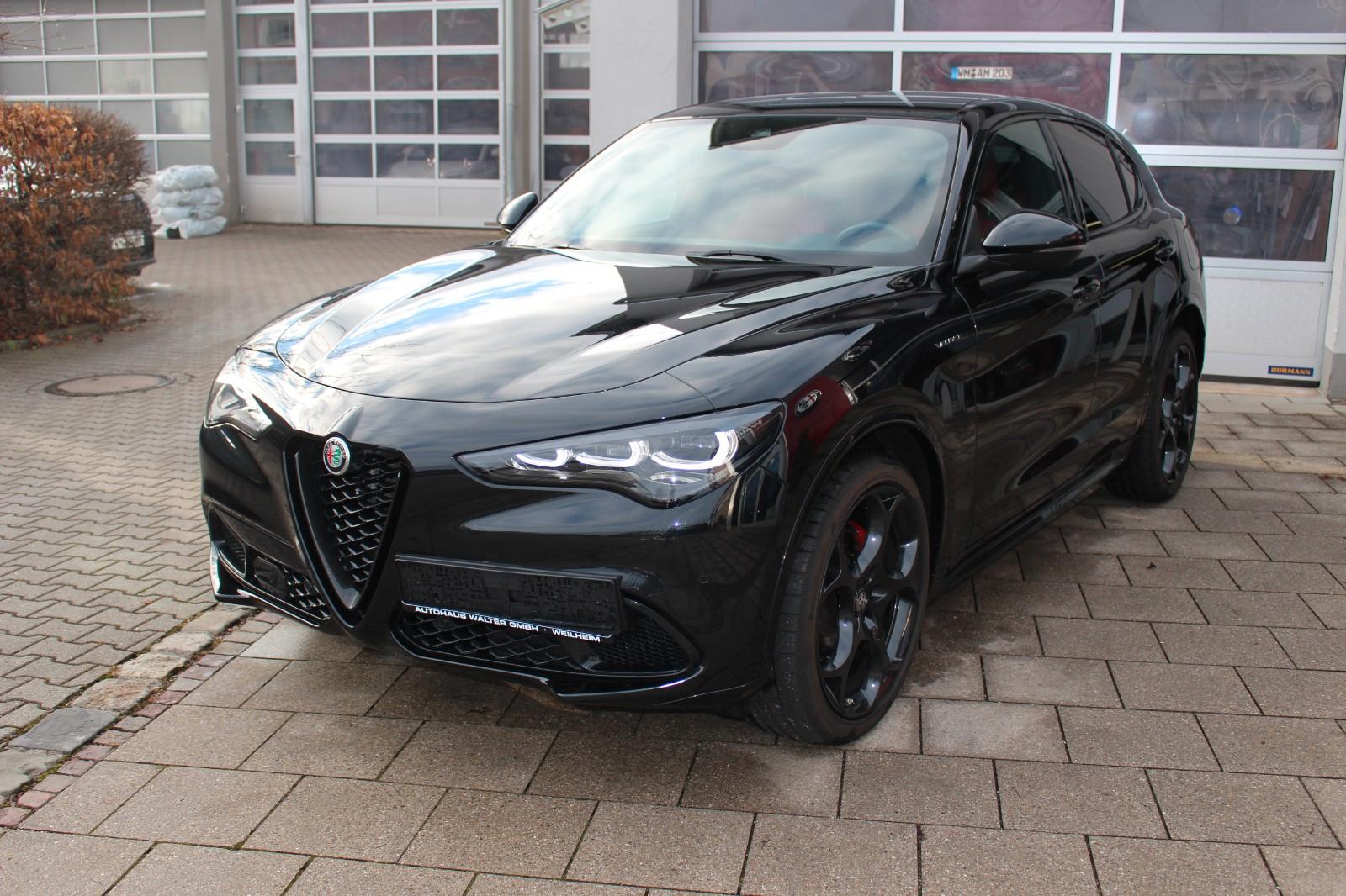 Alfa Romeo Stelvio Veloce Q4 Werksgarantie 08-27