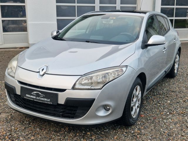 Renault Megane III *NAVI*PANO*LM*1.Hand