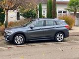 BMW X1 xDrive20i  - BMW X1: 20i