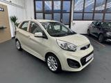 Kia Picanto 1.0 FIFA World Cup Edition**53tkm** - Kia Picanto: Cup