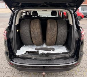 Ford S-Max - 7