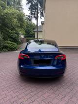 Tesla Model 3 Hinterradantrieb RWD Garagenwagen - Tesla Model 3 in Berlin