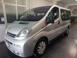 Opel Vivaro 27 2.5 CDTI/135CV PC-TN Combi - gebrauchte Opel Vivaro aus dem Jahr 2004