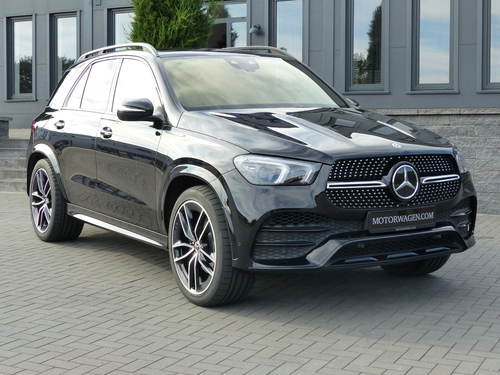 Fahrzeugabbildung Mercedes-Benz GLE 400 d 4Matic AMG*Bur,Night,Pano,AHK*