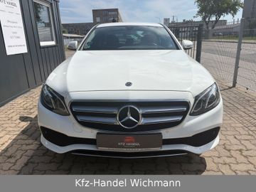 Mercedes E 200 - 2