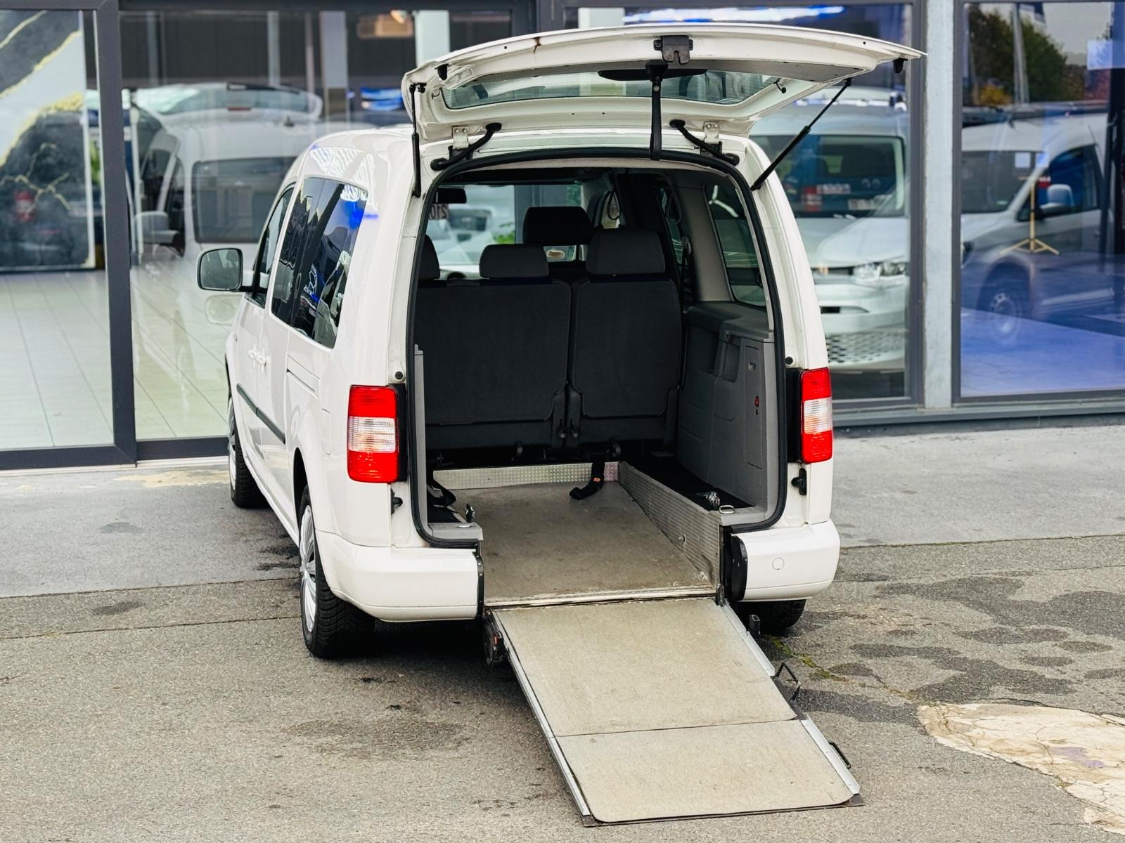 Volkswagen Caddy Maxi-Behindertengerecht-Rampe