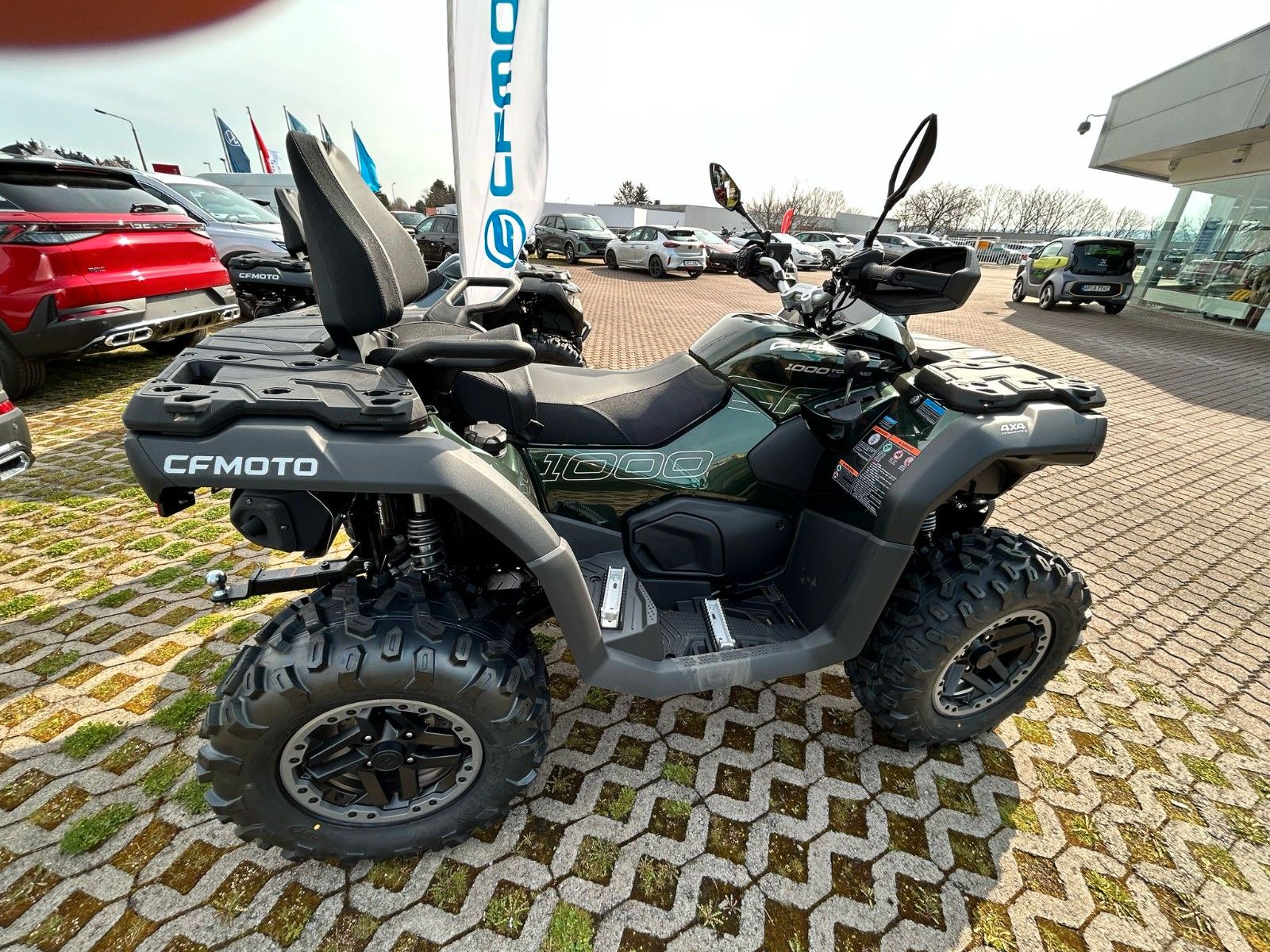 Fahrzeugabbildung CFMOTO CFORCE 1000 touring pro