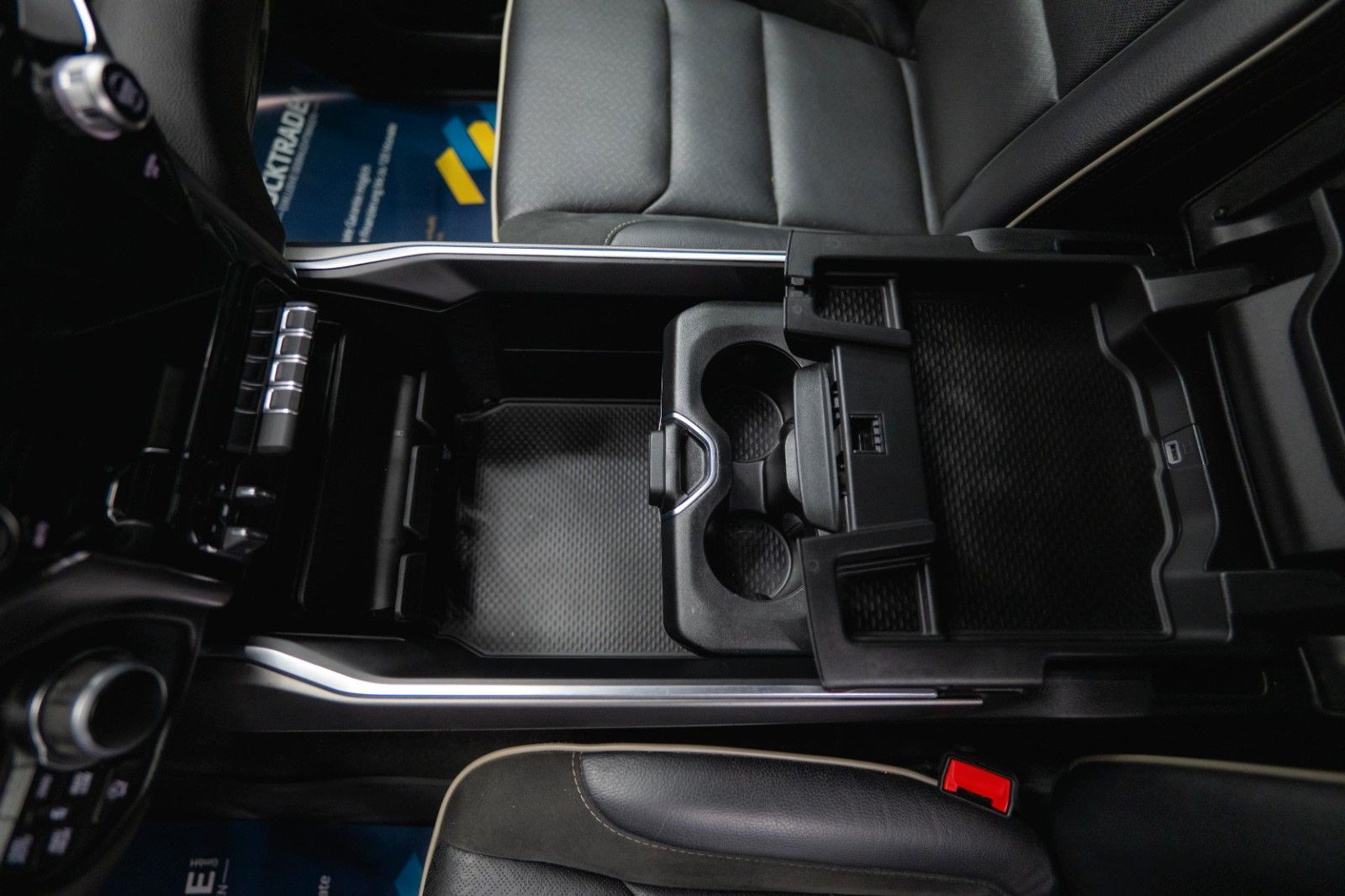 Fahrzeugabbildung Dodge RAM 5.7 V8 HEMI 4x4 LARAMIE Limited Offroad LED