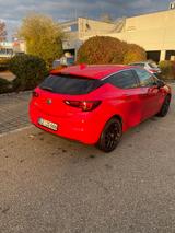 Opel Astra 1.6 CDTI 136PS Automatik - Opel Astra mit Diesel-Antrieb: Limousine, Automatik