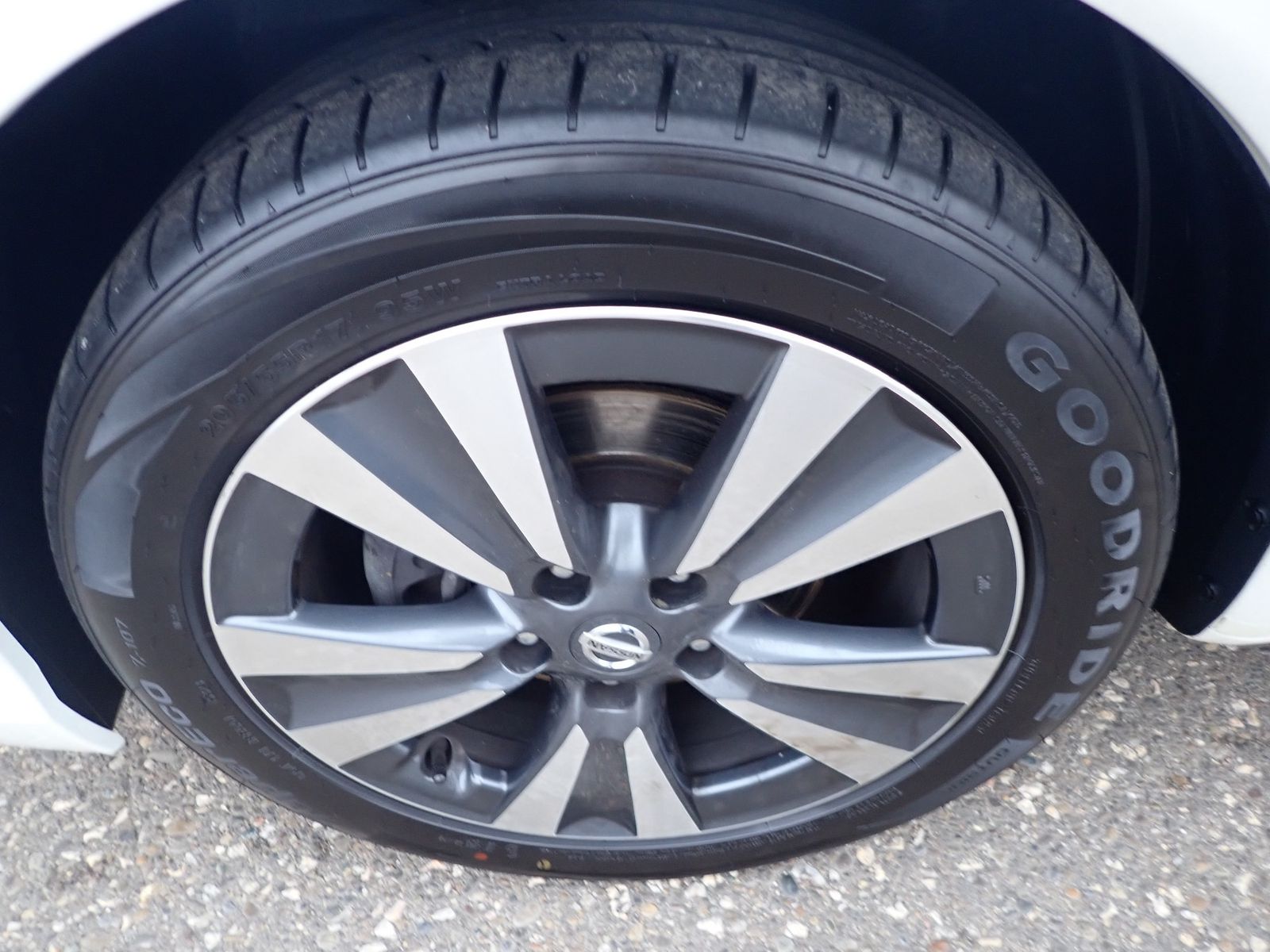 Fahrzeugabbildung Nissan Pulsar N-Connecta 1.2 DIG-T