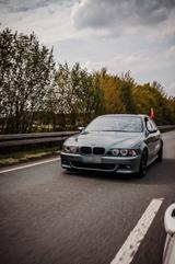 BMW E39 525i Handschalter Sehr guter Zustand - BMW 525 aus 2001: 525i