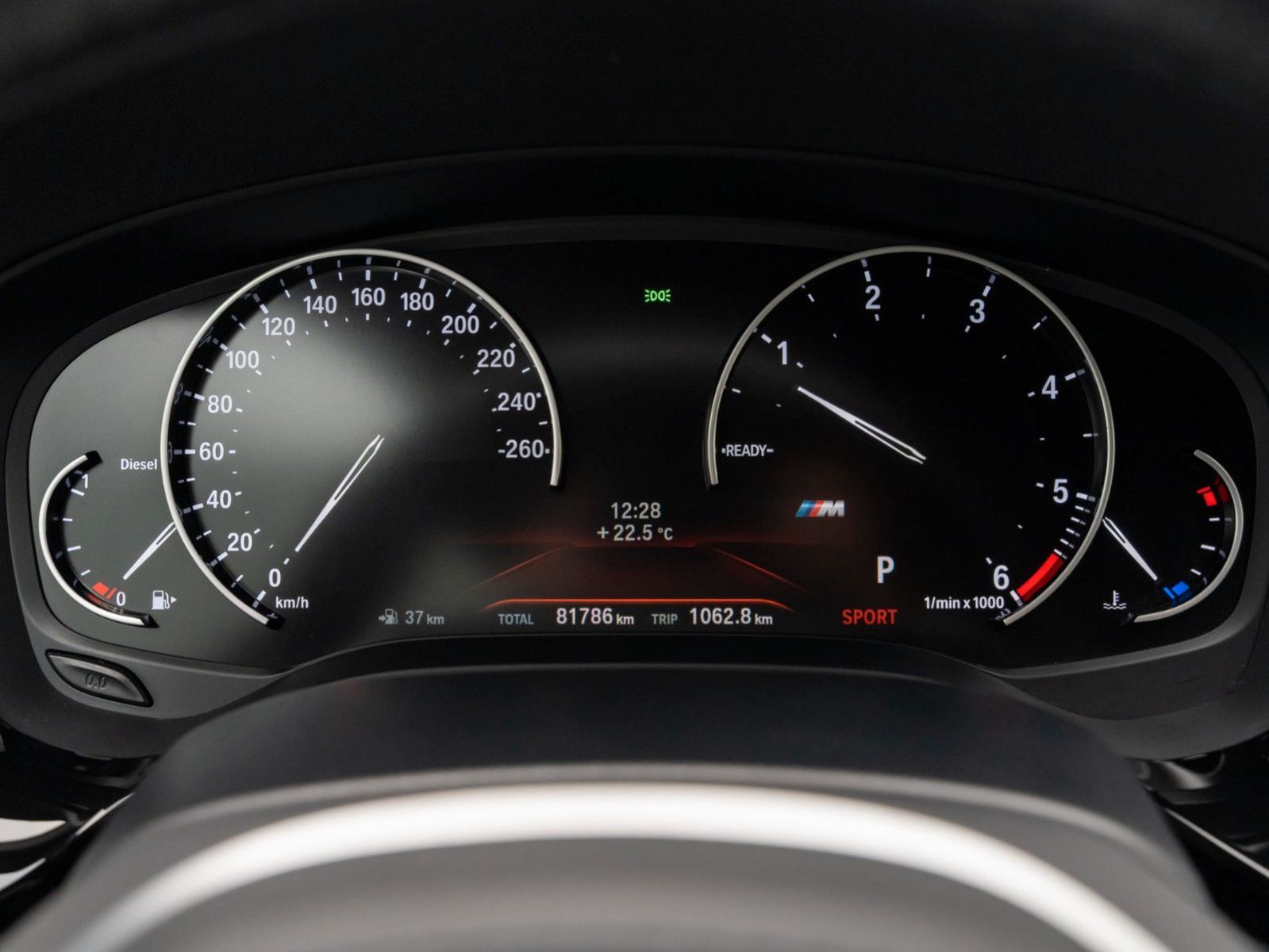 Fahrzeugabbildung BMW 520d xD M Sport LED Alarm DAB Kamera Parkassist