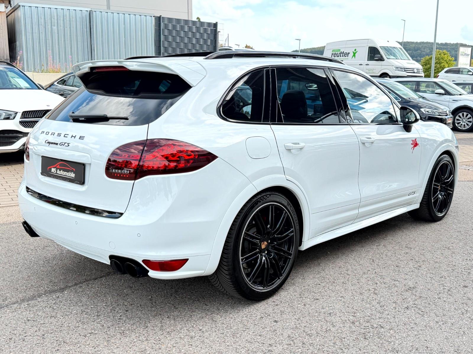 Porsche Cayenne GTS **APPROVED 9/2027** Pano_Luft_StandH