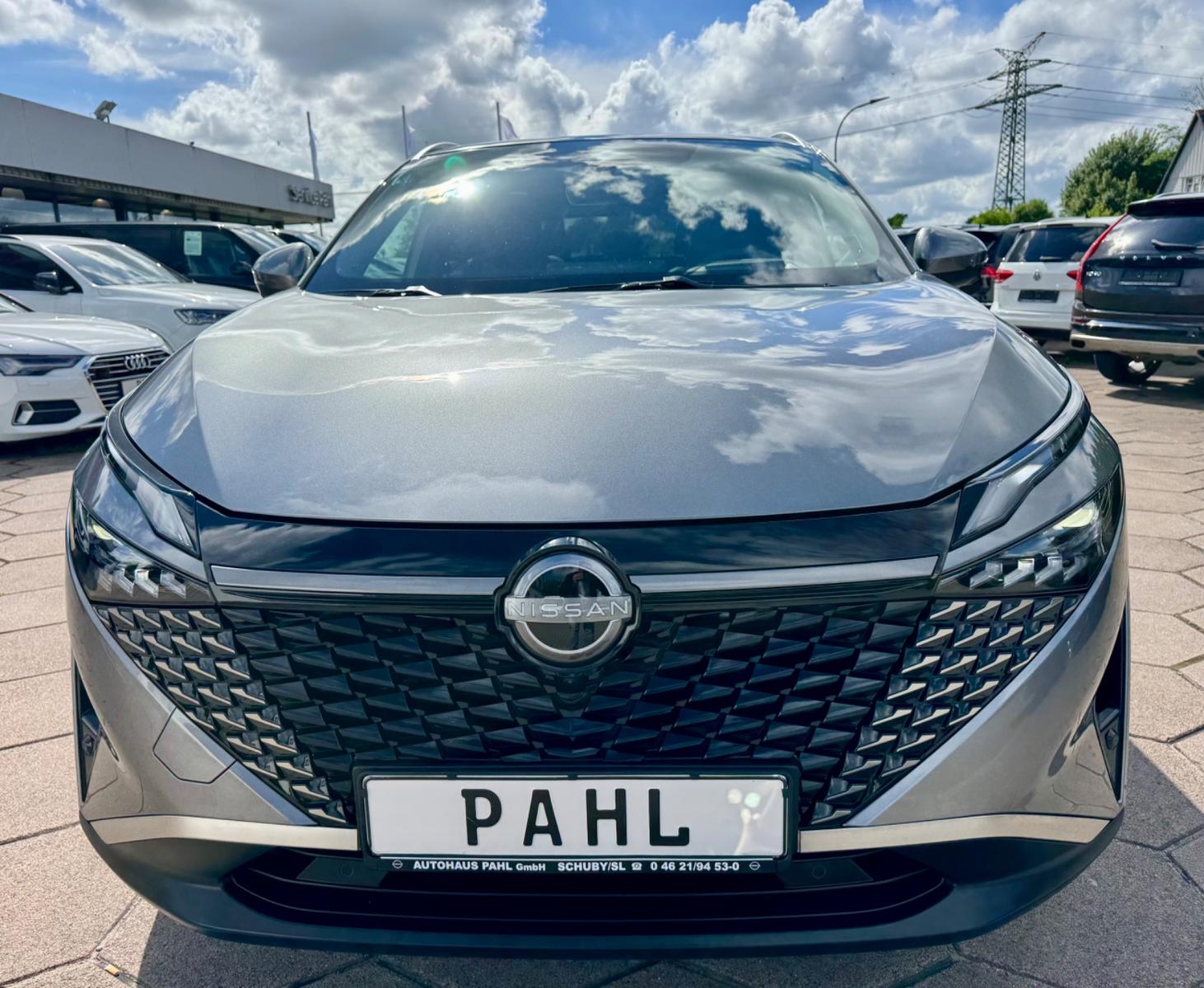 Nissan Qashqai 1.3 DIG-T CVT Tekna+ BOSE HUD PANO 360°