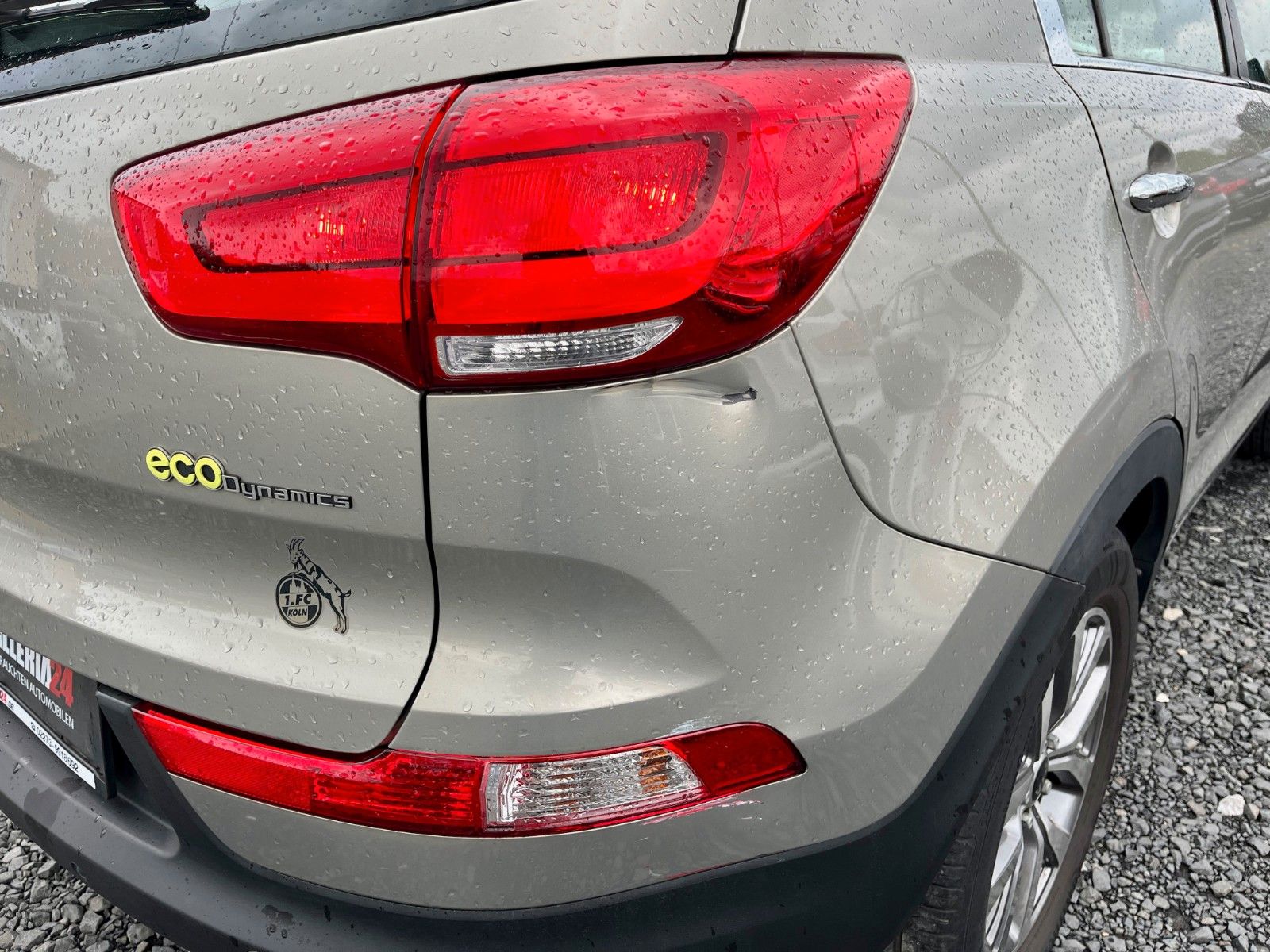Fahrzeugabbildung Kia Sportage Attract 2WD 1.6 GDI Navi Kamera Tempoma