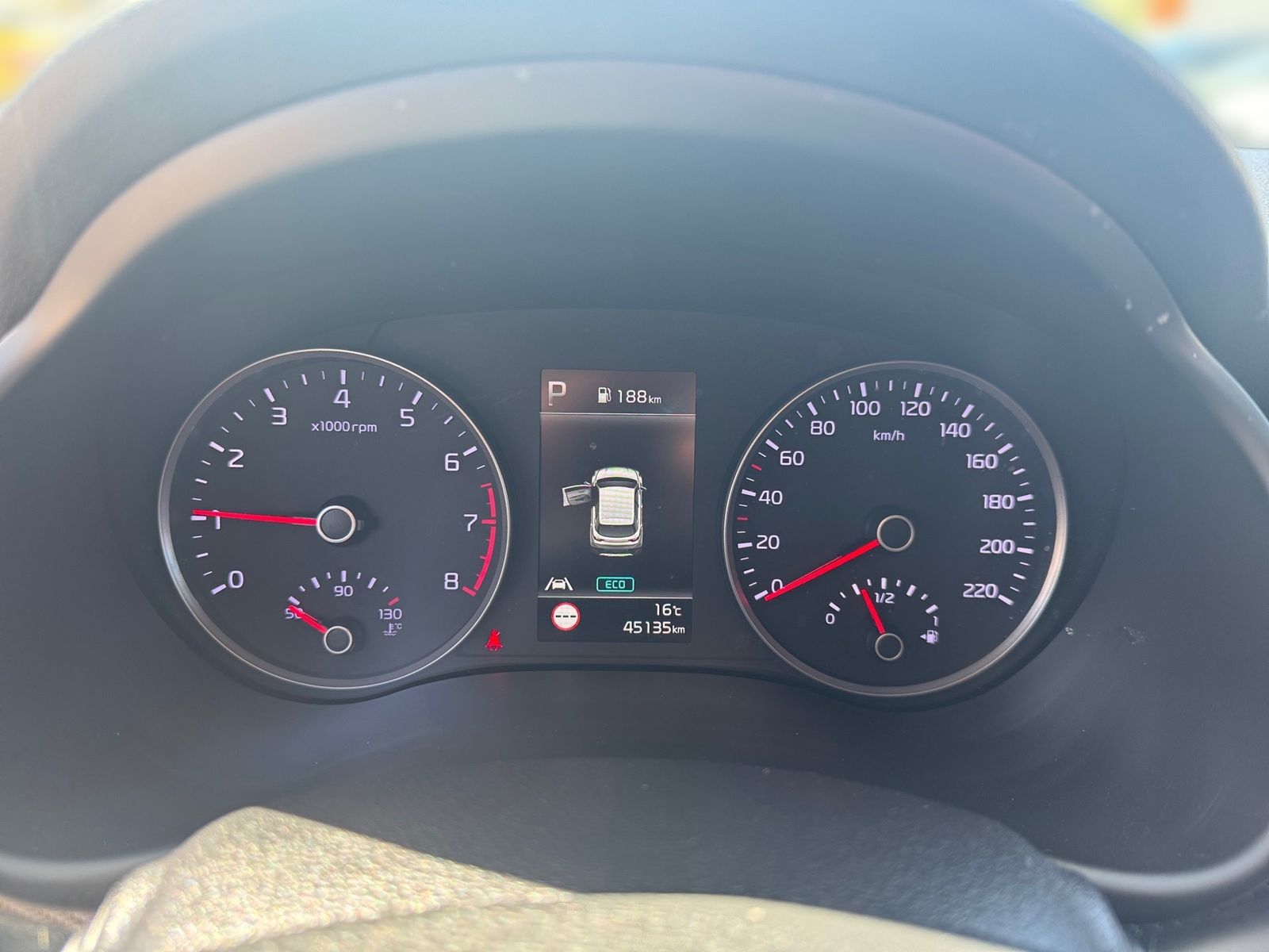 Fahrzeugabbildung Kia STONIC 1.0T DCT 48V GTL NAVI TECH STANDHEIZUNG