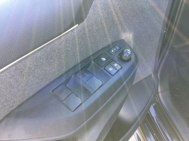 Yaris 1.5 Style KLIMA SHZ RÜCKFAHRKAMERA ACC LED