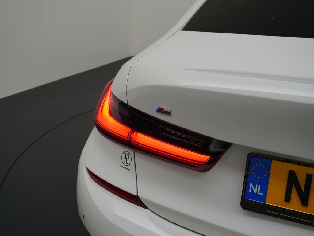 BMW 320 3-serie 320i High Executive M-pack | kamera