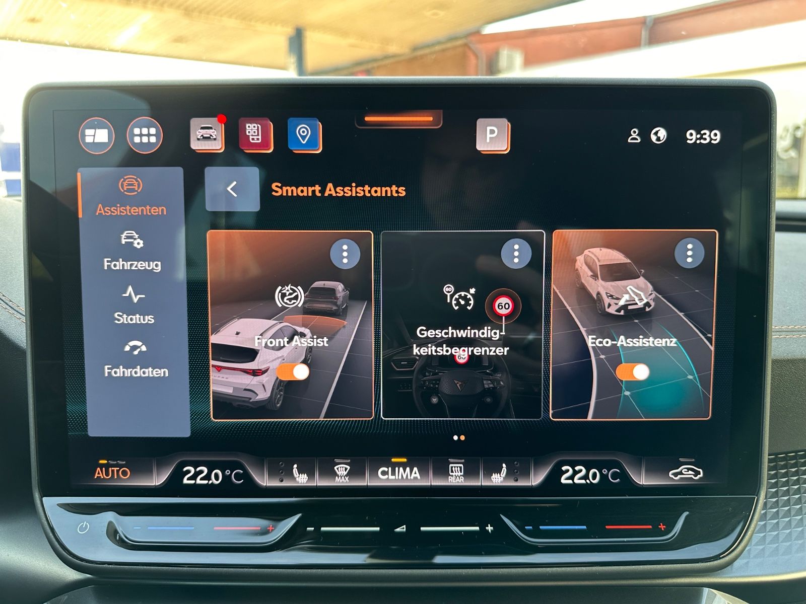 Fahrzeugabbildung CUPRA Formentor 1.5 eTSI DSG Pano/AHK/ACC/APP/LED/SHZG
