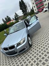 BMW 318D Touring, Schiebedach und Navi - BMW 318 aus 2010: Kombi, 318d