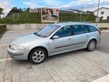 Renault Laguna Grandtour  2.2 dCi  110kW Kombi - silberne Renault Laguna