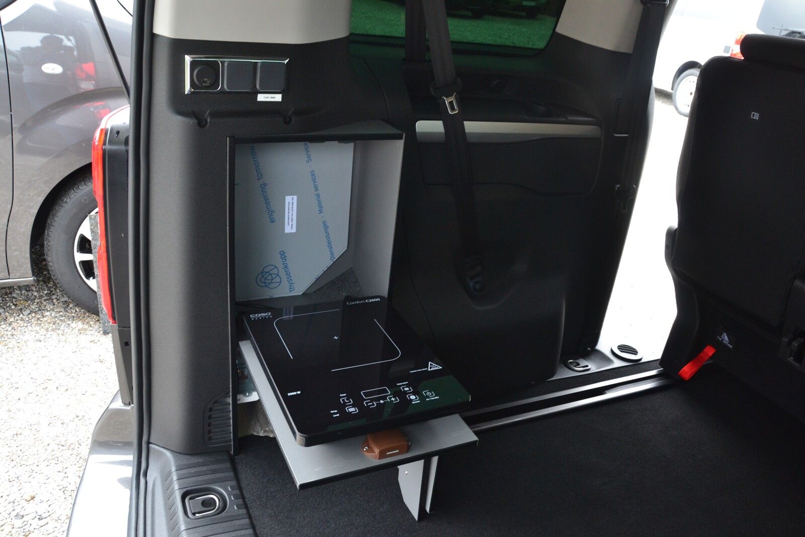 Fahrzeugabbildung Pössl Vanster Citroen 180 PS 9465 EUR geschenkt