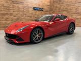 Ferrari F12 berlinetta - rote Ferrari F12