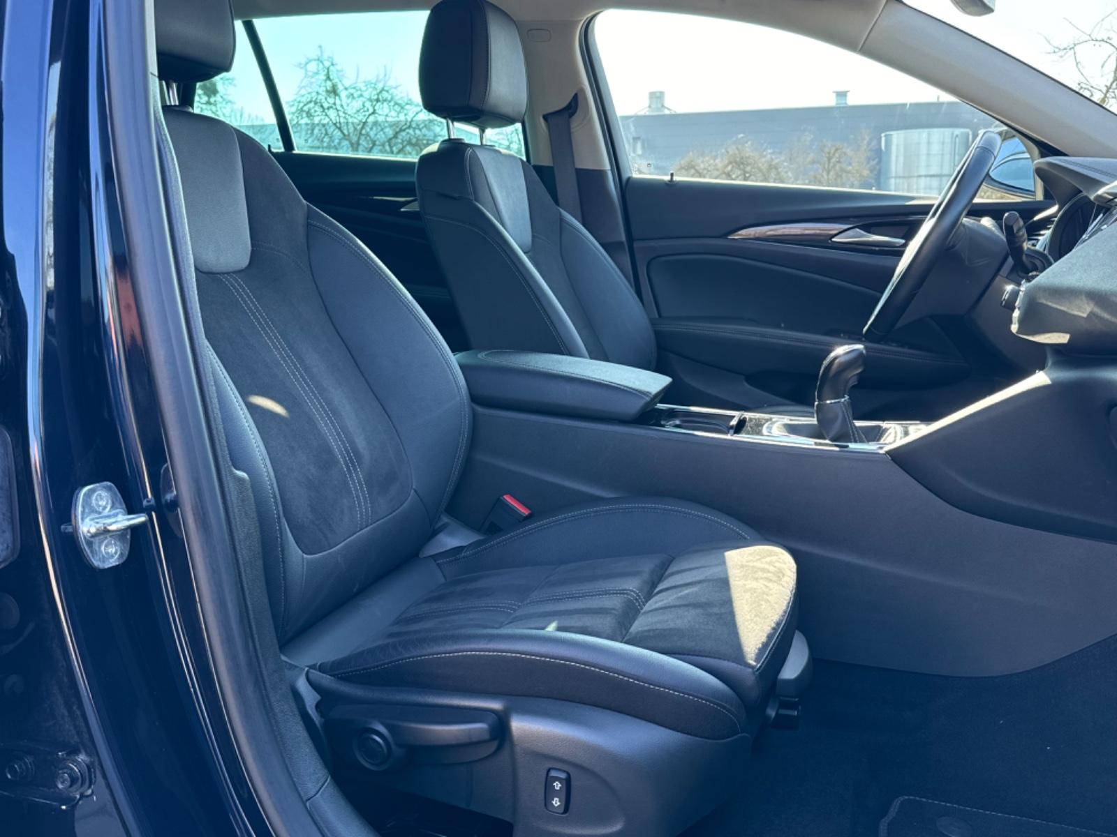 Opel Insignia B 2.0 CDTI Sports Tourer NAVI*XENON*PDC