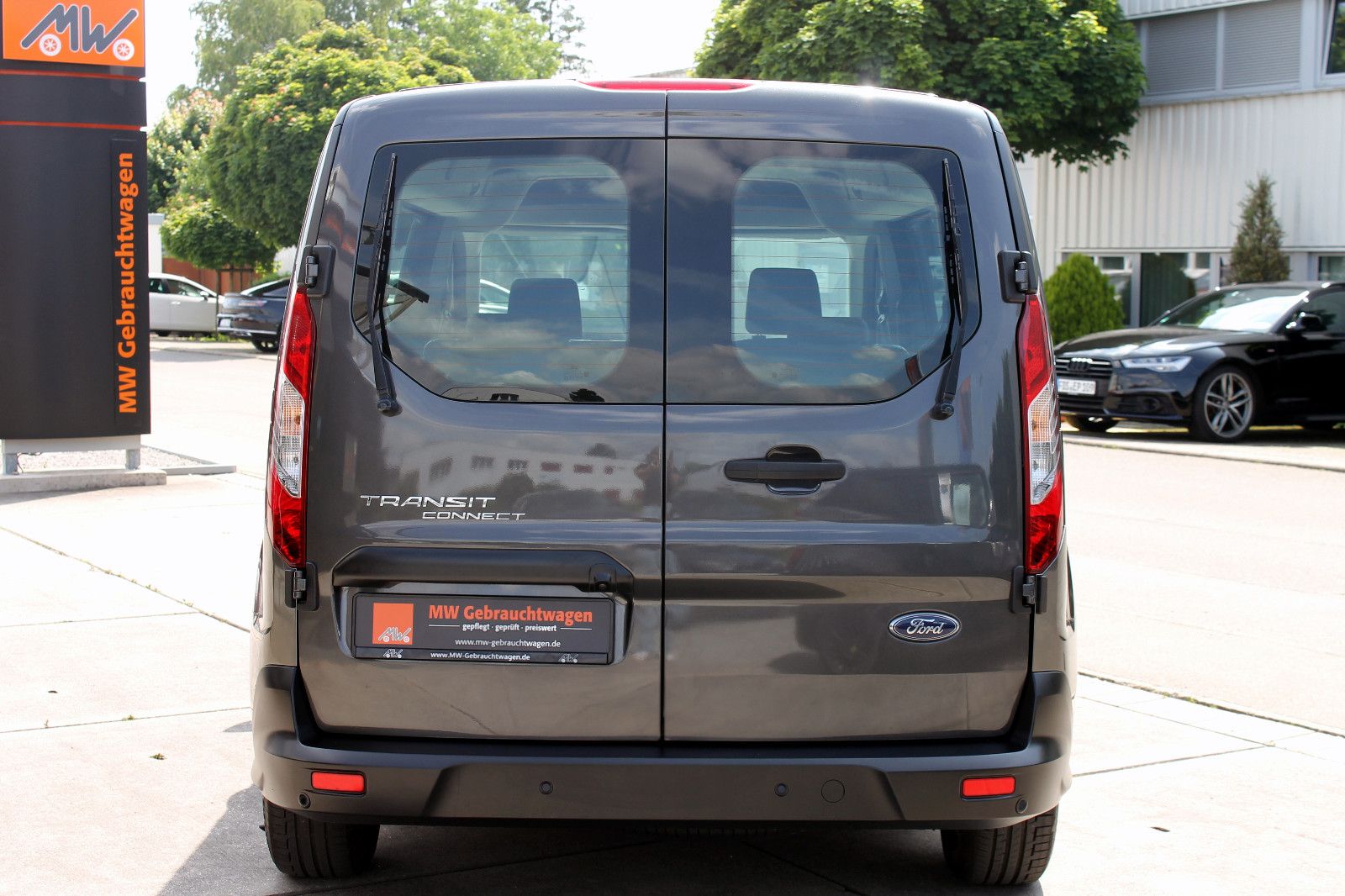 Fahrzeugabbildung Ford Transit Connect 230 L2 Trend KAM PDC TEMP NAV BT