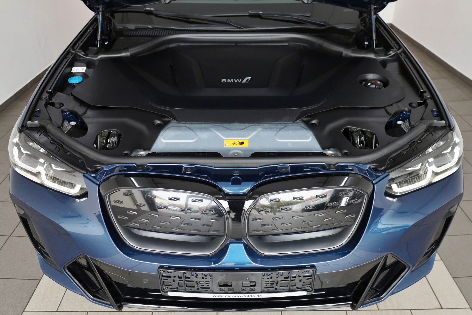 Fahrzeugabbildung BMW iX3 Inspiring,M Sport,Navi,SH,Kamera,ACC,Panoram