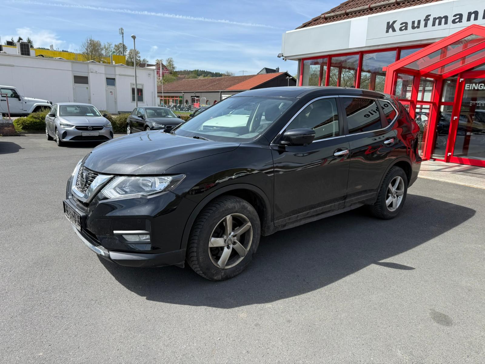 Nissan X-Trail 4x4 *Seitenschaden*