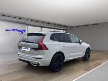 Volvo XC60 B5 AWD Plus Black Edition Facelift