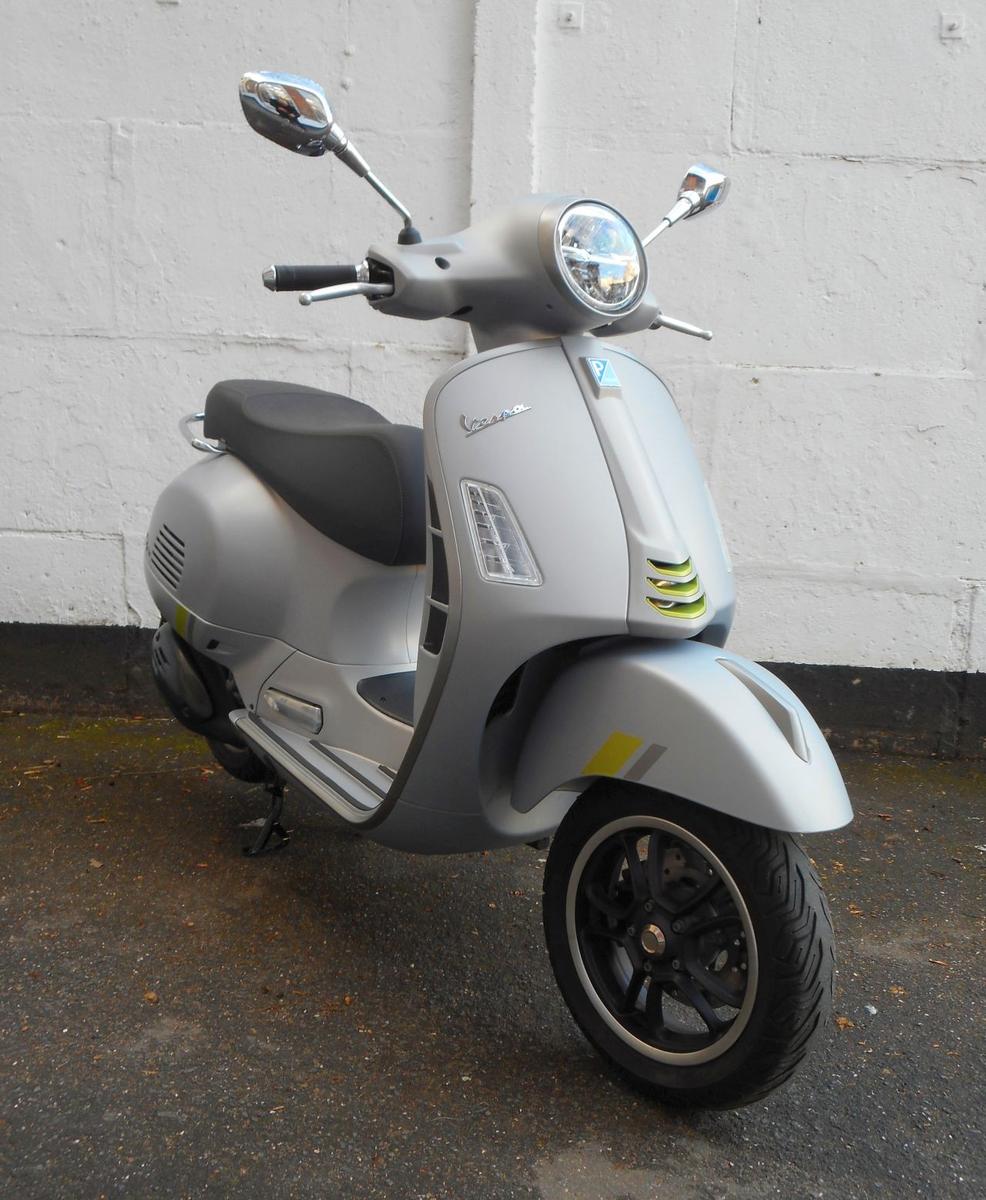 Vespa GTS 300 Supertech