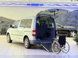 Volkswagen Caddy-Behindertengerecht-Rampe-Navi - aus 2005: Van