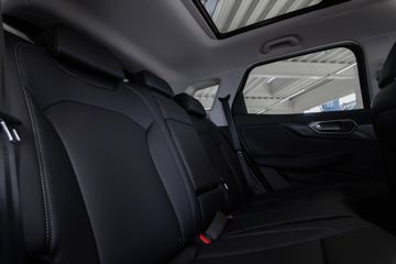 Bild 21 BAIC Beijing X75 Klimaauto. Pano USB Keyles DAB..