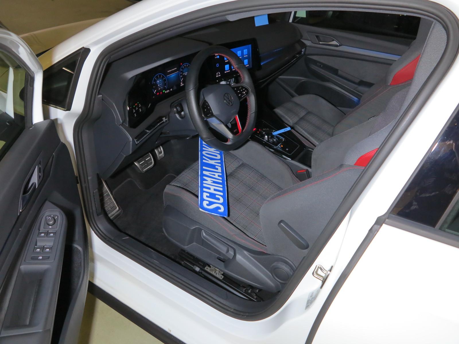 Volkswagen Golf VIII GTI 2.0 TSI OPF DSG7 ACC DAB LM18, миниатюра 6