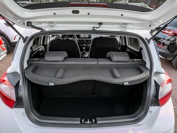 Hyundai i10 1.0 Edition 30 Spurhalteassistent Lenkradhzg