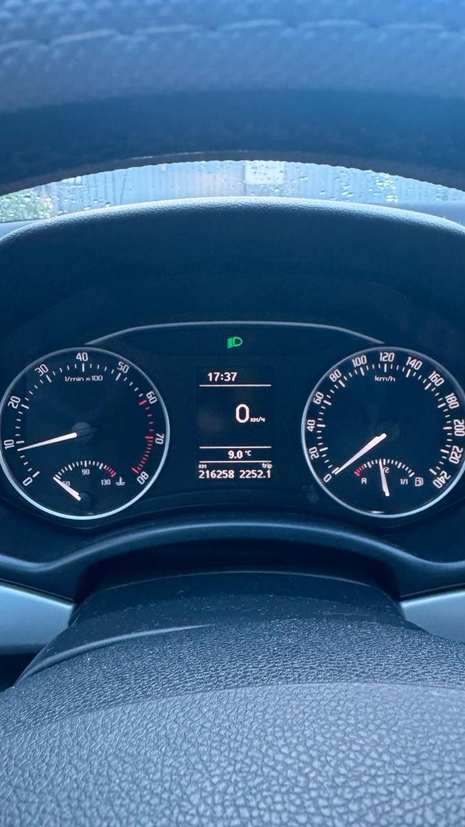 Skoda Octavia 2011 — photo 10