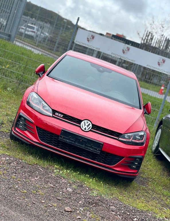 Image of Volkswagen Golf