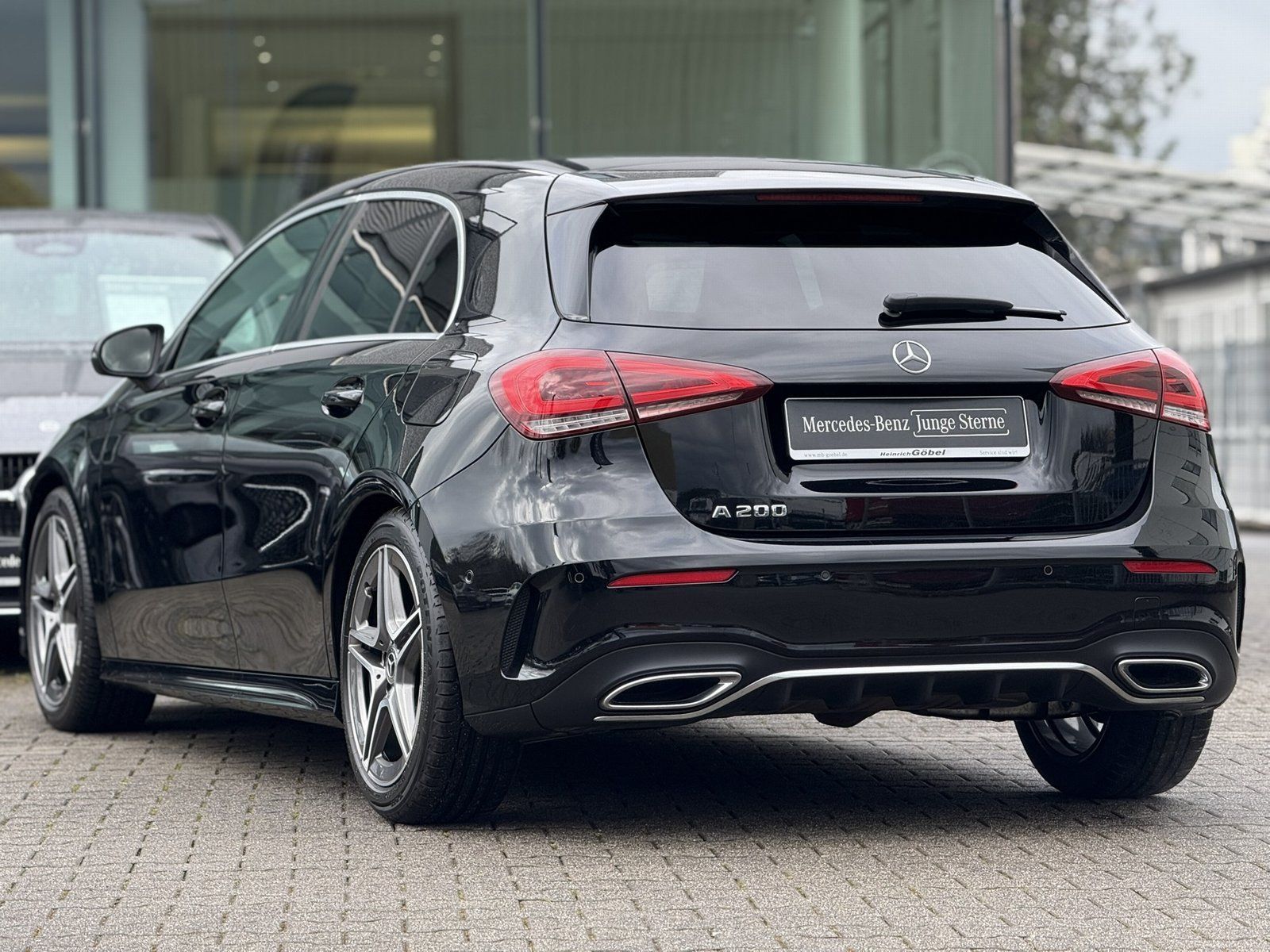 Fahrzeugabbildung Mercedes-Benz A 200 AMG*LED*NAVI-PREMIUM-PAKET*SITZHEIZUNG