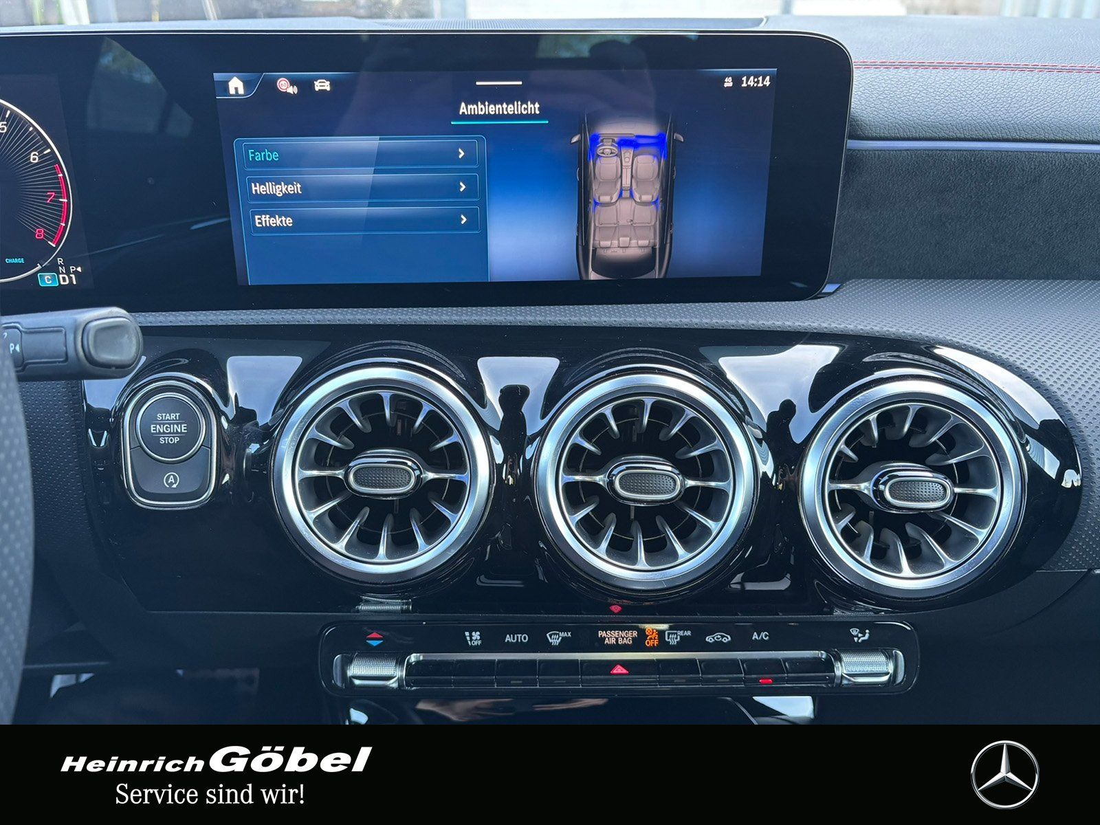 Fahrzeugabbildung Mercedes-Benz CLA 200 AMG*KEYLESS*KAM*AMBIENTEBEL*APPLE-CARPLA