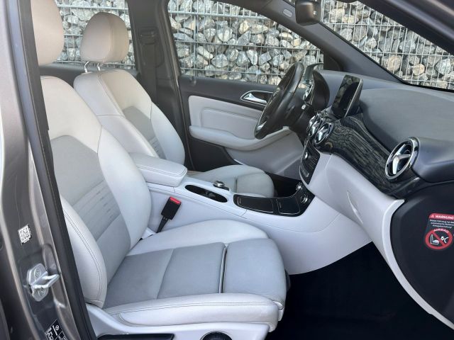 Mercedes-Benz B 220 – Bild 4